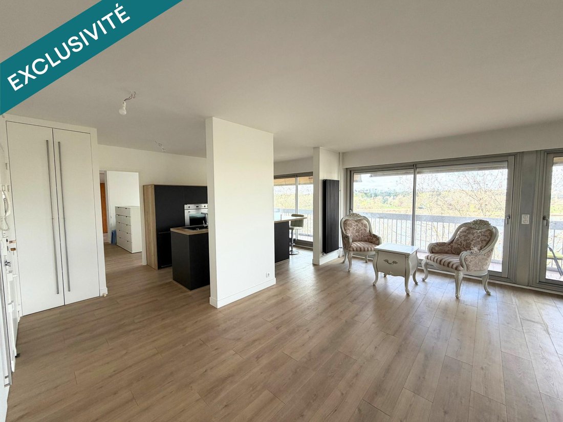 Apartment in Creteil, Ile-de-France, France 5 - 17409286