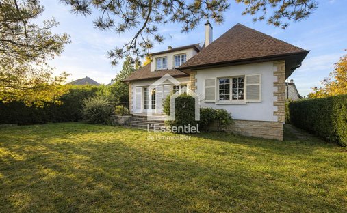House in Clairieres, Verneuil-sur-Seine, France 1