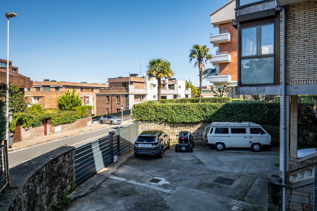 Apartment in Mendebaldea, Donostia-San Sebastian, Spain 5 - 17412349