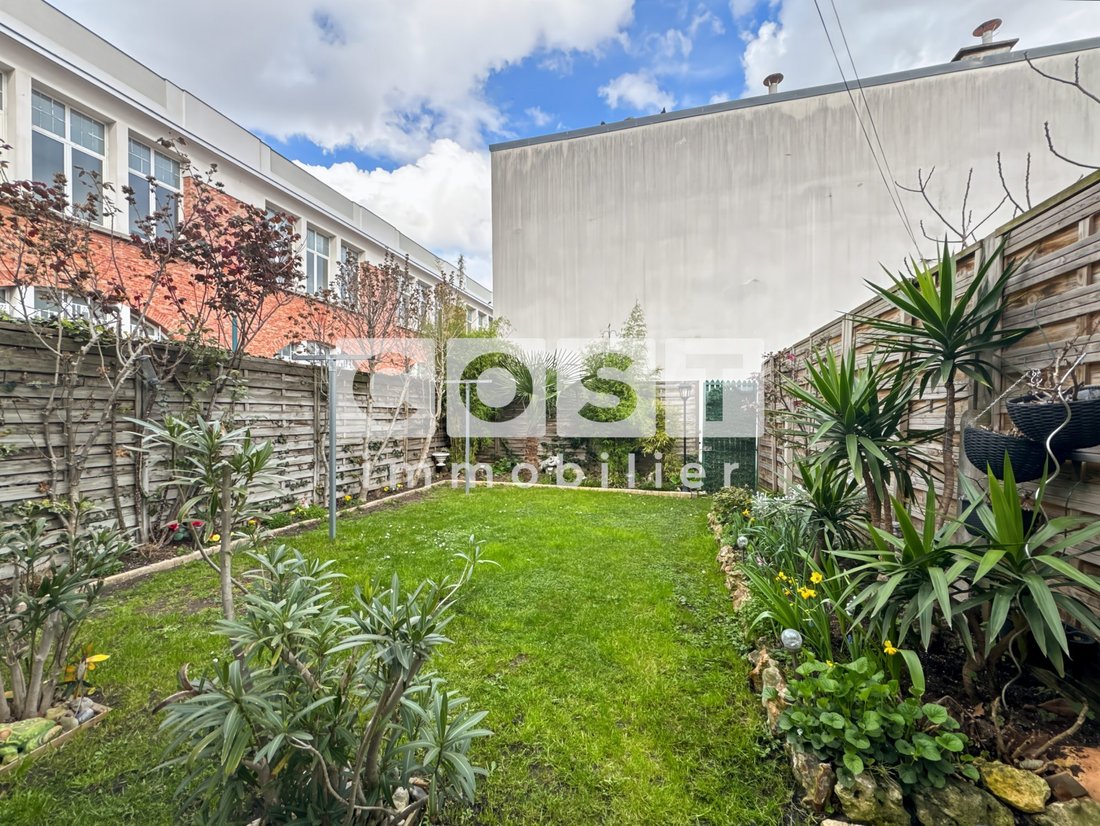 House in Gennevilliers, Ile-de-France, France 3 - 17412854