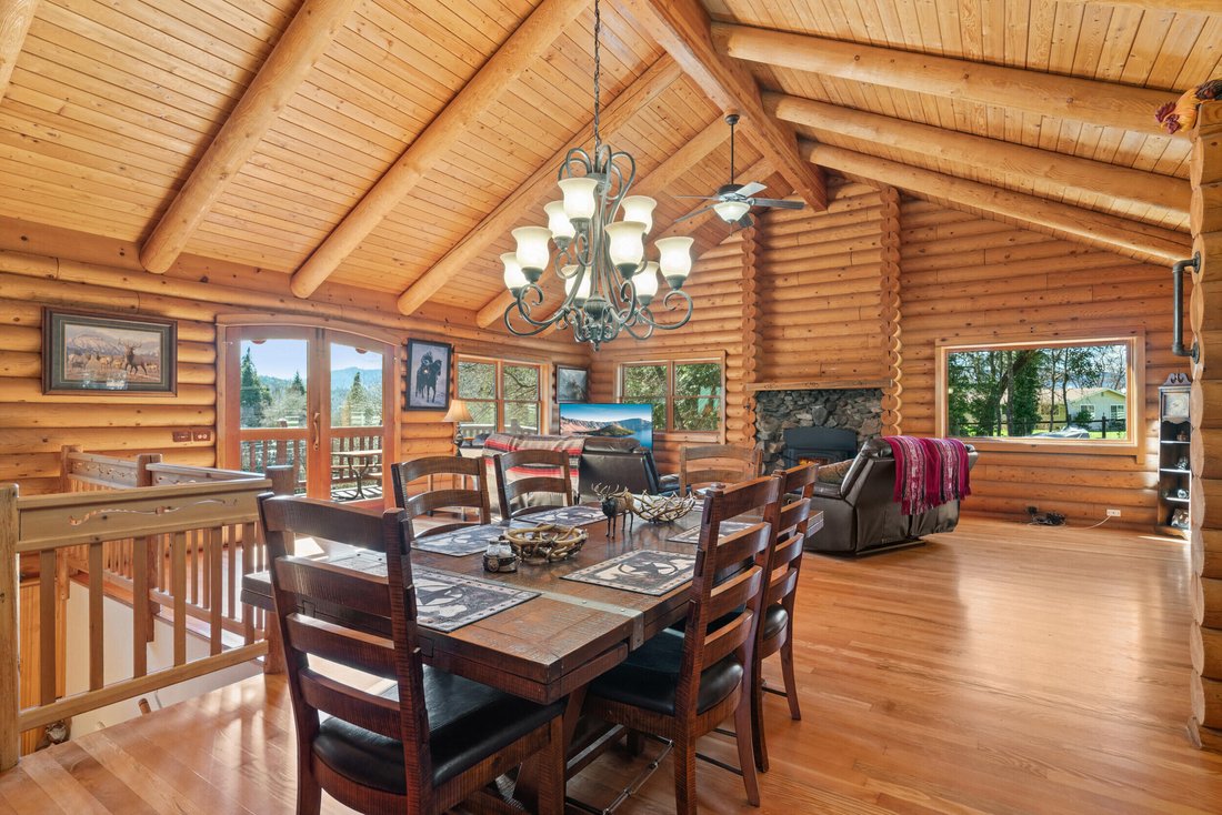 House in Grants Pass, Oregon, United States 4 - 17409830