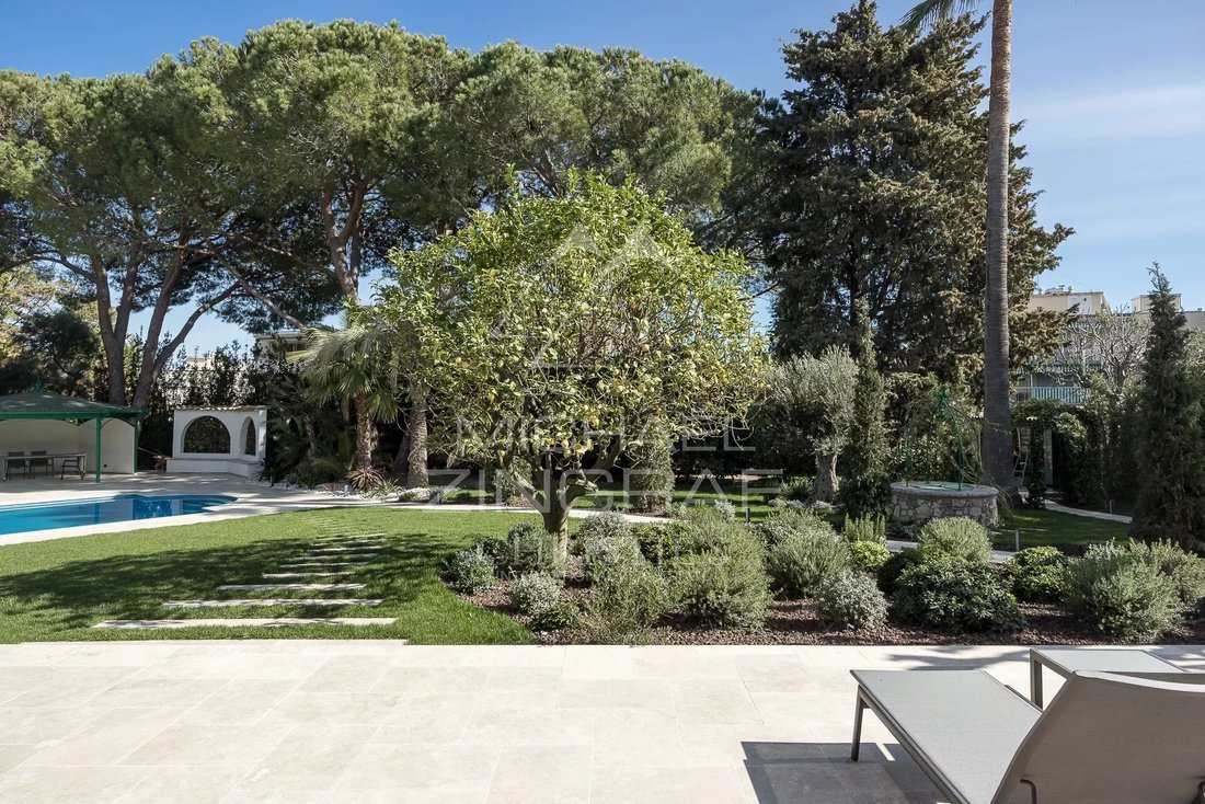 Villa in Ponteil, Antibes, France 5 - 14067648