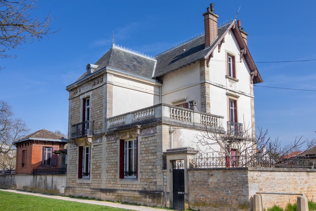Haus in Dijon, Bourgogne-Franche-Comté, Frankreich 1 - 17412027