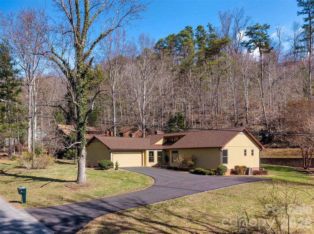 House in Asheville, North Carolina, United States 4 - 17414476