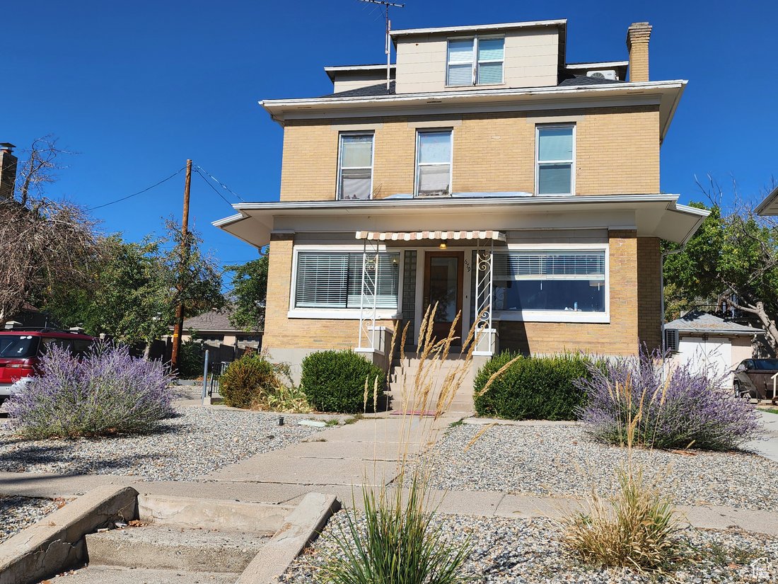 Salt Lake City, Utah, United States 1 - 17410422