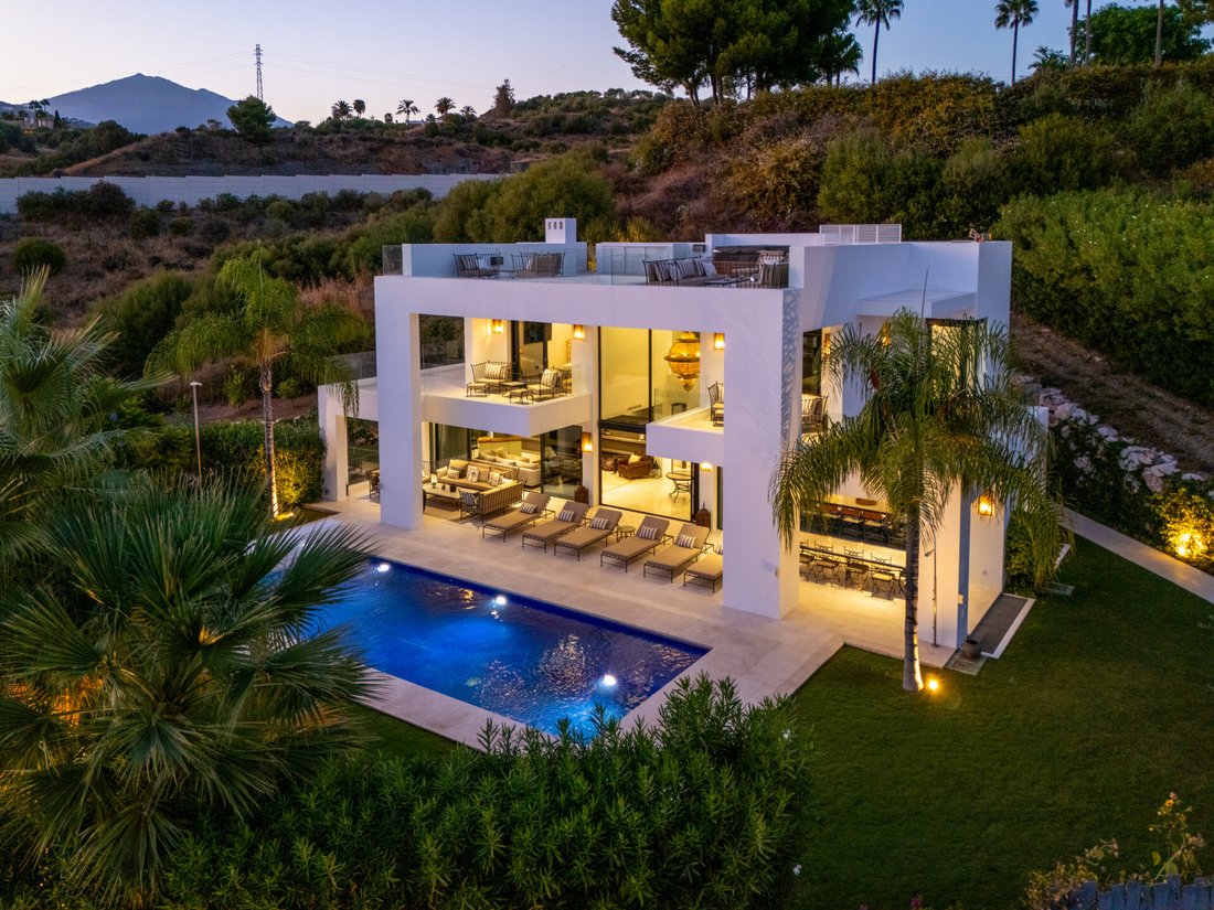 Villa in Nueva Andalucia, Marbella, Spain 1 - 17411172