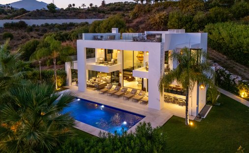 Villa in Nueva Andalucía, Marbella, Spanien 1