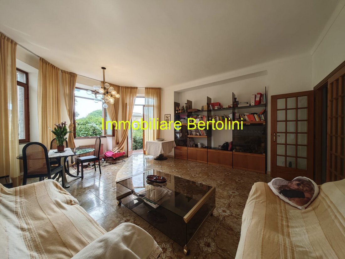 House in Bordighera, Liguria, Italy 3 - 17417952