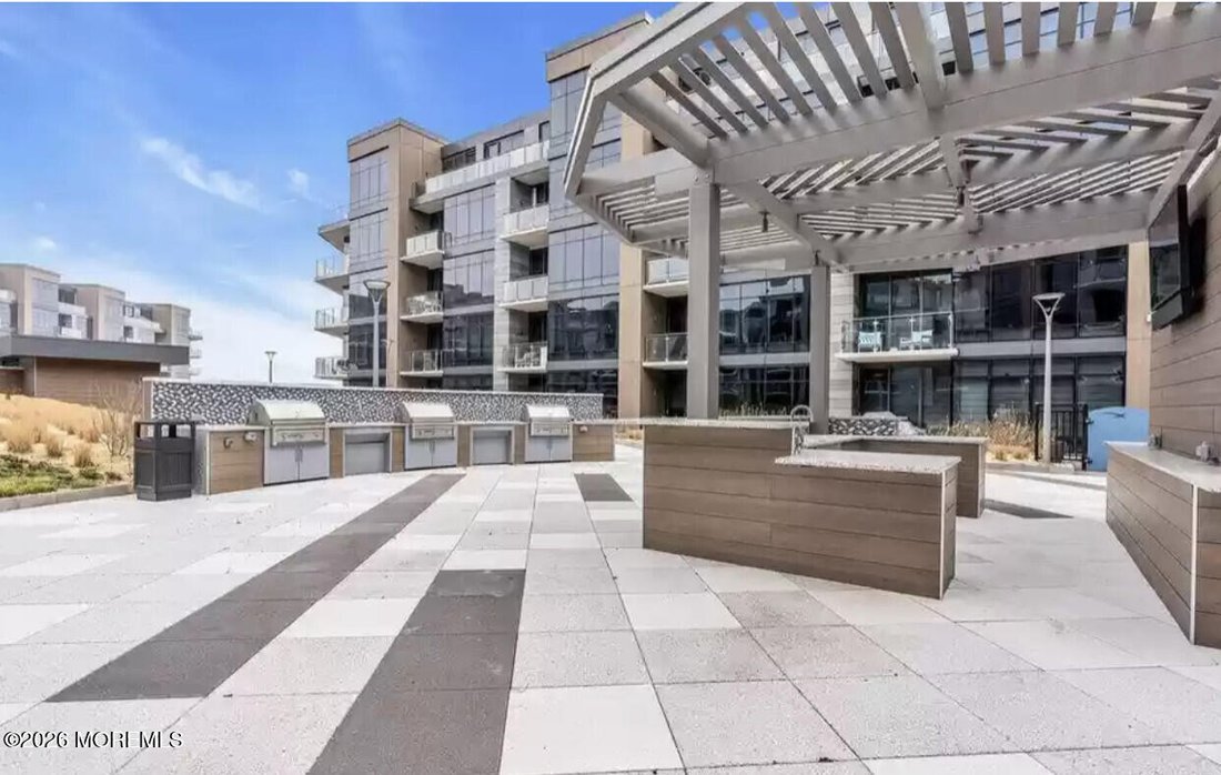 Condo in Long Branch, New Jersey, United States 5 - 17417075