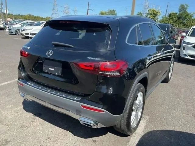 Suv in Philadelphia, PA, United States 3 - 16671904