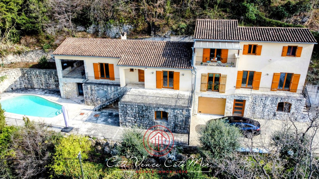 House in Tourrettes-sur-Loup, Provence-Alpes-Côte d'Azur, France 2 - 17418571