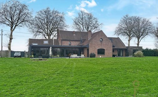 House in Rive Droite, Quesnoy-sur-Deule, France 1