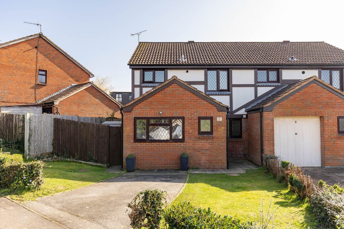 House in Maidenbower, Crawley, England 1 - 17408177