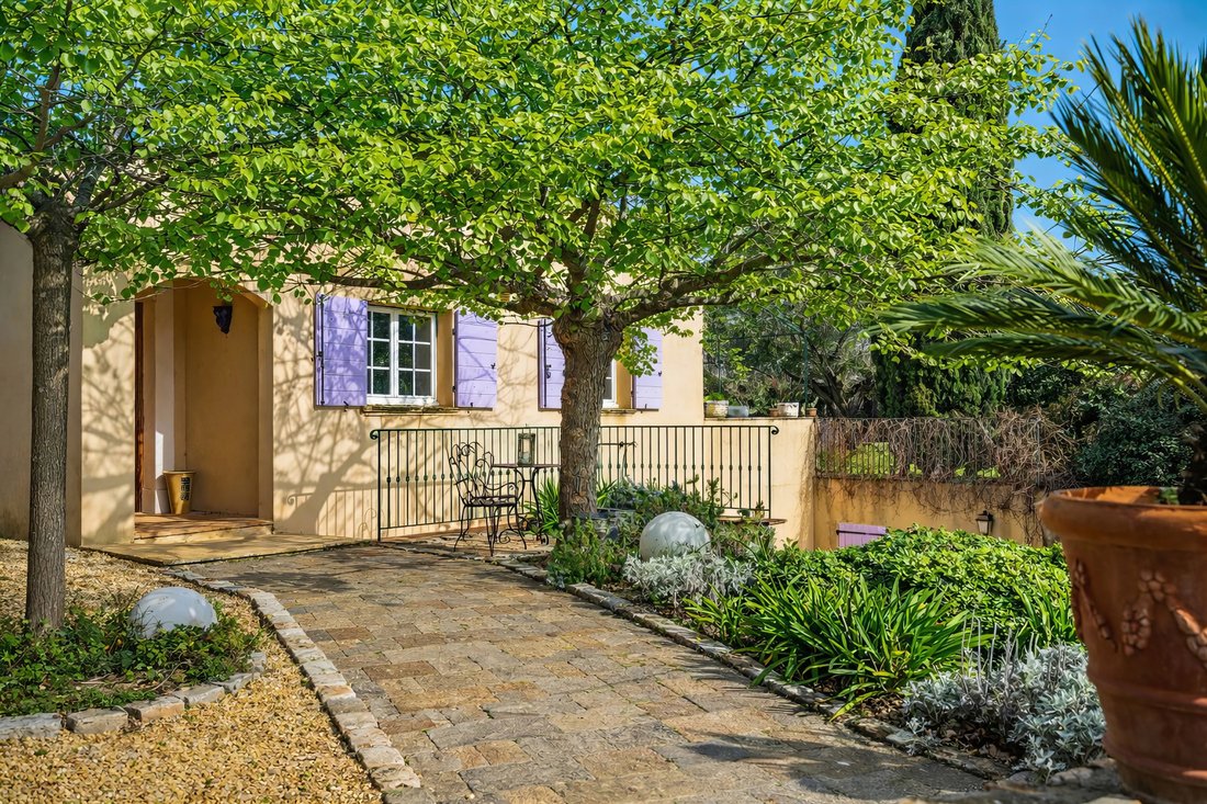 Villa in Ouest, Cogolin, France 3 - 17412112