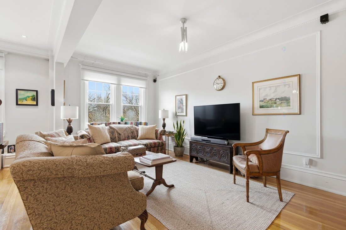 Condo in Westmount, Quebec, Canada 5 - 17417783