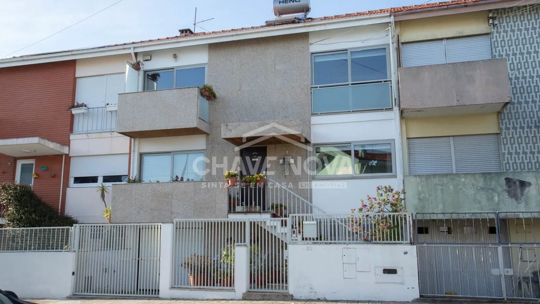 Townhouse in Madalena, Porto District, Portugal 1 - 17328948