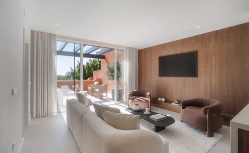 Penthouse in Marbella, Andalusia, Spain 1