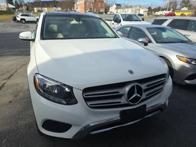 Suv in Philadelphia, PA, United States 3 - 17405053