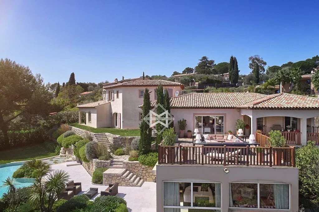 Villa in Mougins, Provence-Alpes-Côte d'Azur, France 2 - 17408769