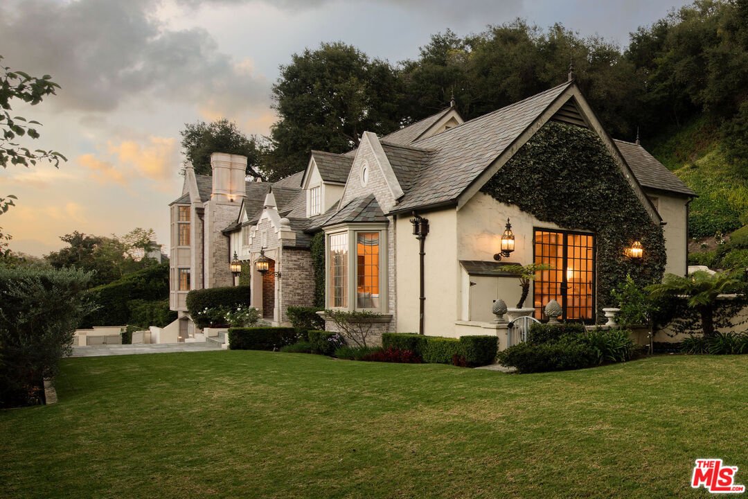 House in Los Angeles, California, United States 4 - 17416217