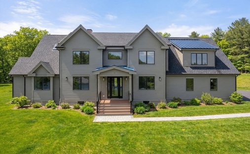 House in Holliston, Massachusetts, United States 1