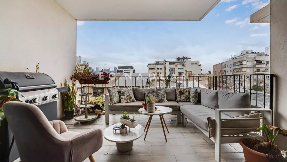 Apartment in Tel Aviv-Yafo, Tel Aviv District, Israel 1 - 17419781