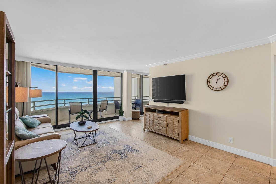 Condo in Palm Beach, Florida, United States 4 - 17416446