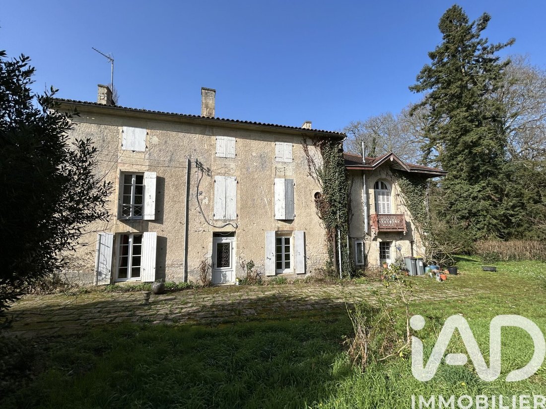 House in Echire, Nouvelle-Aquitaine, France 1 - 17416876