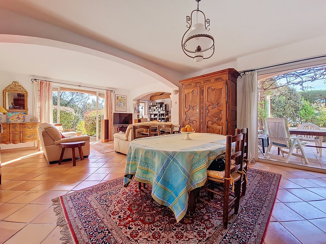 Villa in Le Dramont-Agay-Anthéor-Le Trayas, Saint-Raphaël, France 4 - 17418487