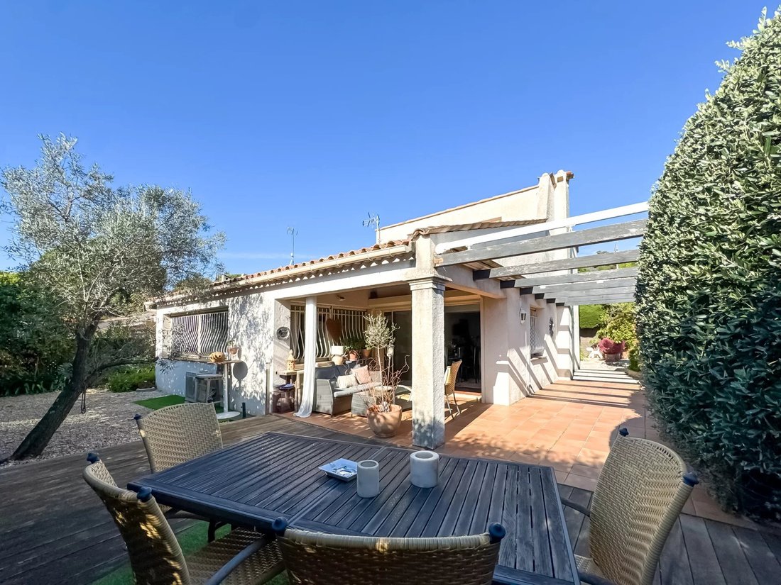 House in Saint-Jean-Cap-Ferrat, Provence-Alpes-Côte d'Azur, France 4 - 17418319