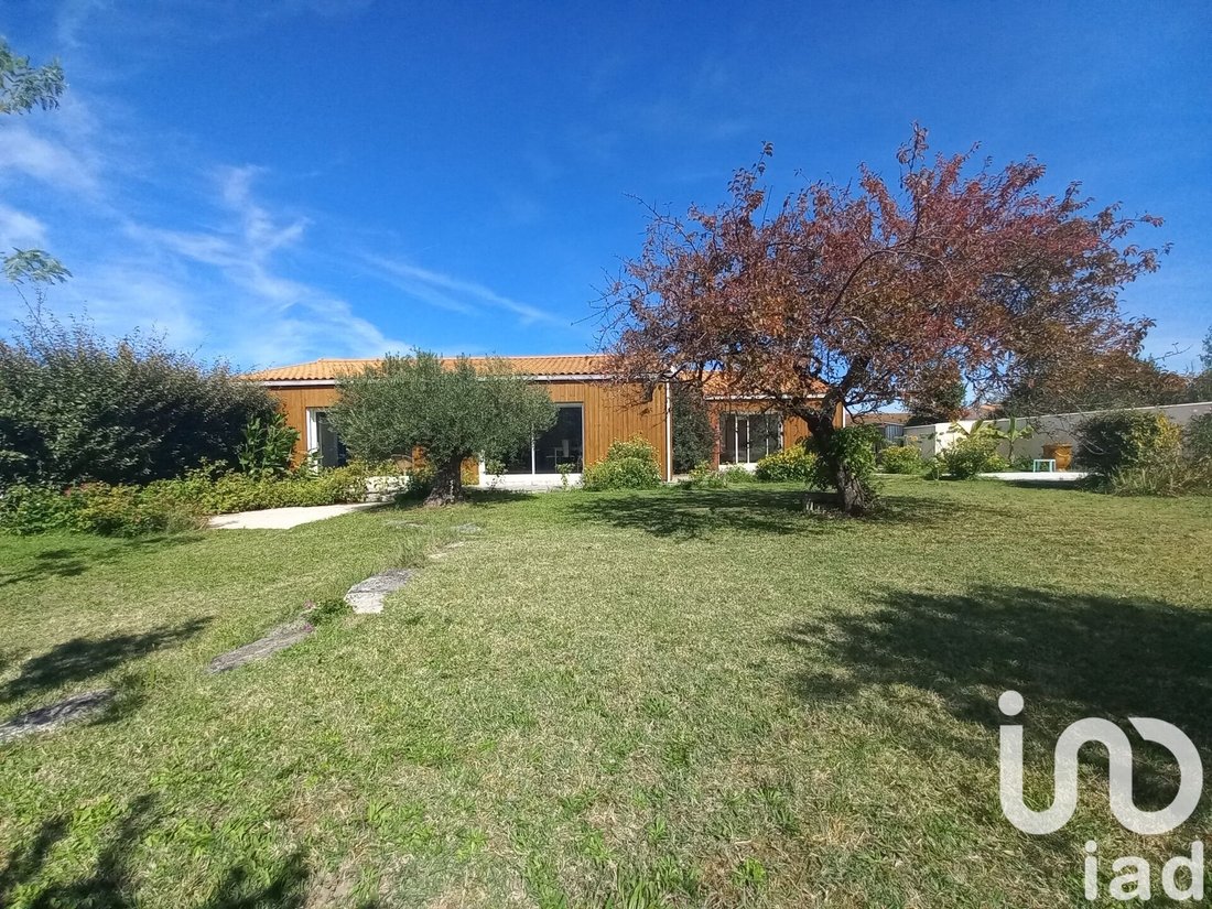 House in Dolus-d'Oleron, Nouvelle-Aquitaine, France 1 - 17420280