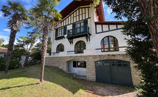 House in Le Guézy, La Baule-Escoublac, France 1