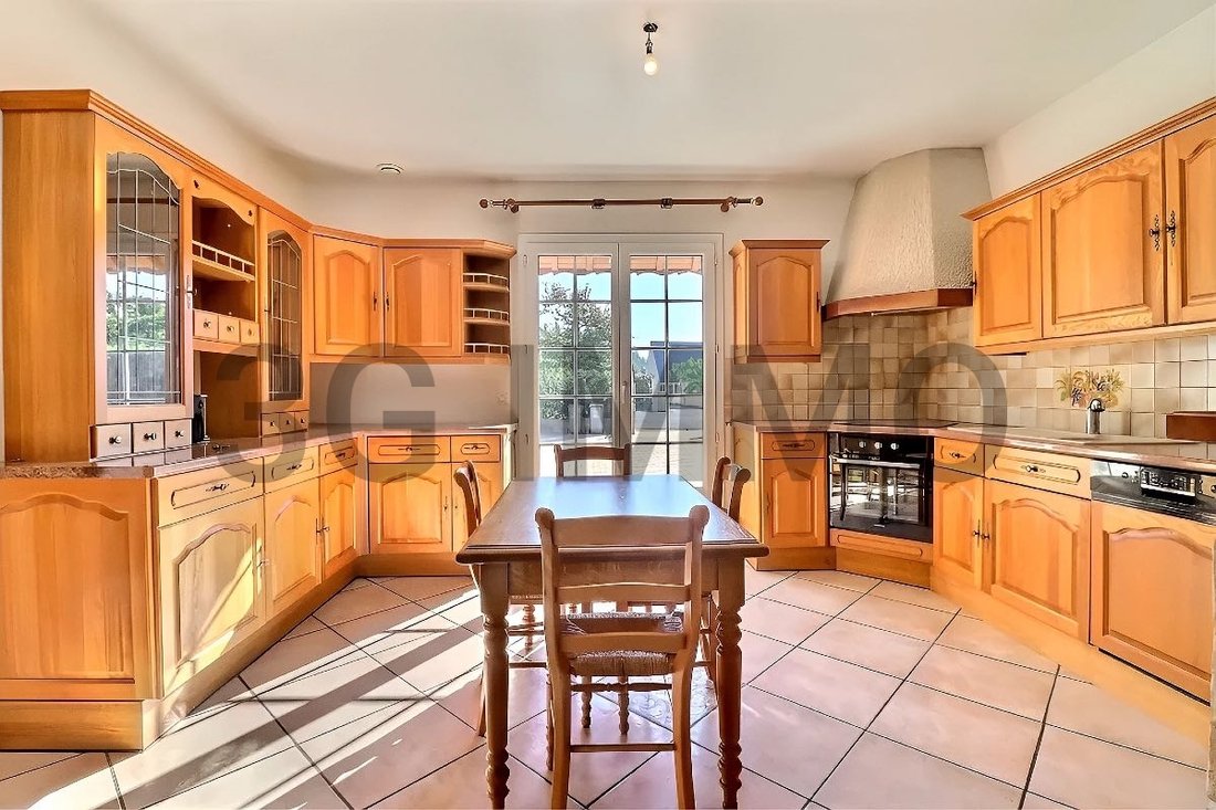 House in Verneuil-en-Halatte, Hauts-de-France, France 5 - 17417846