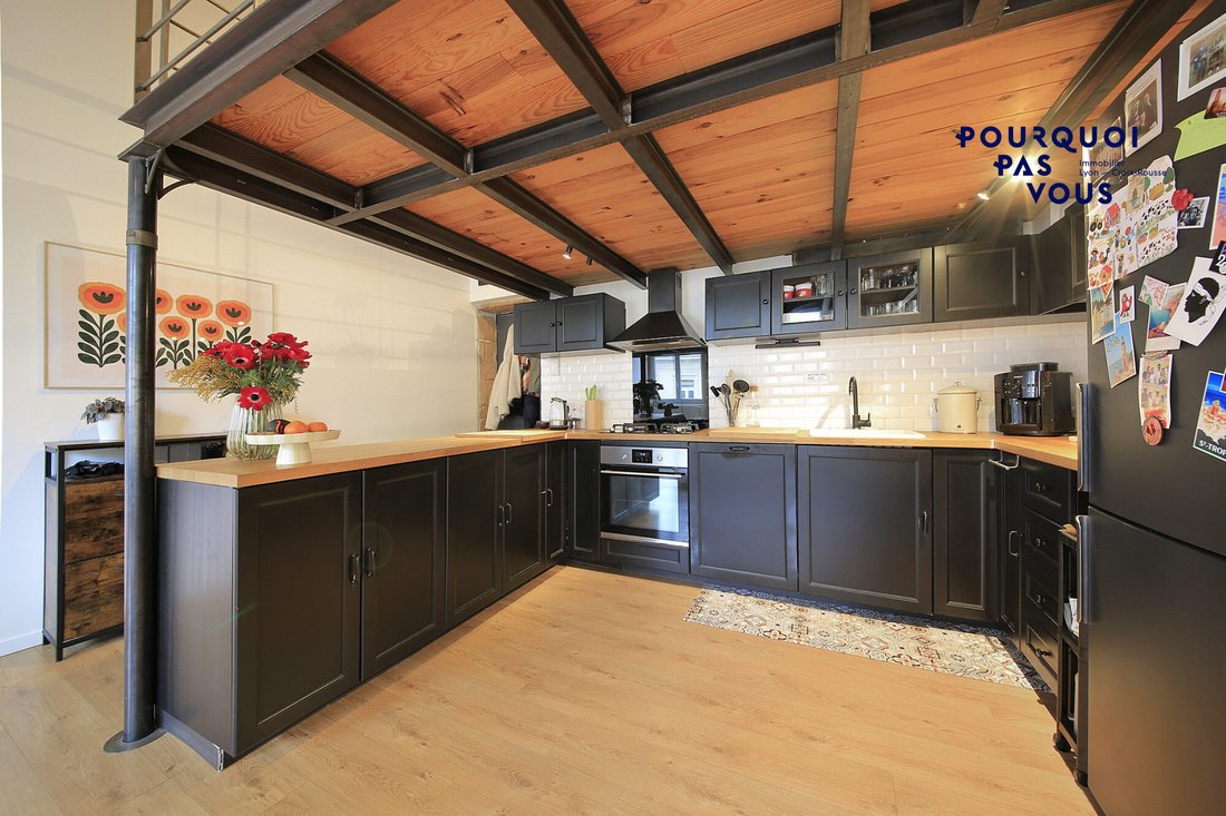 Appartement à Croix Rousse-Gros Caillou, Lyon 4e Arrondissement, Lyon 3 - 17412839