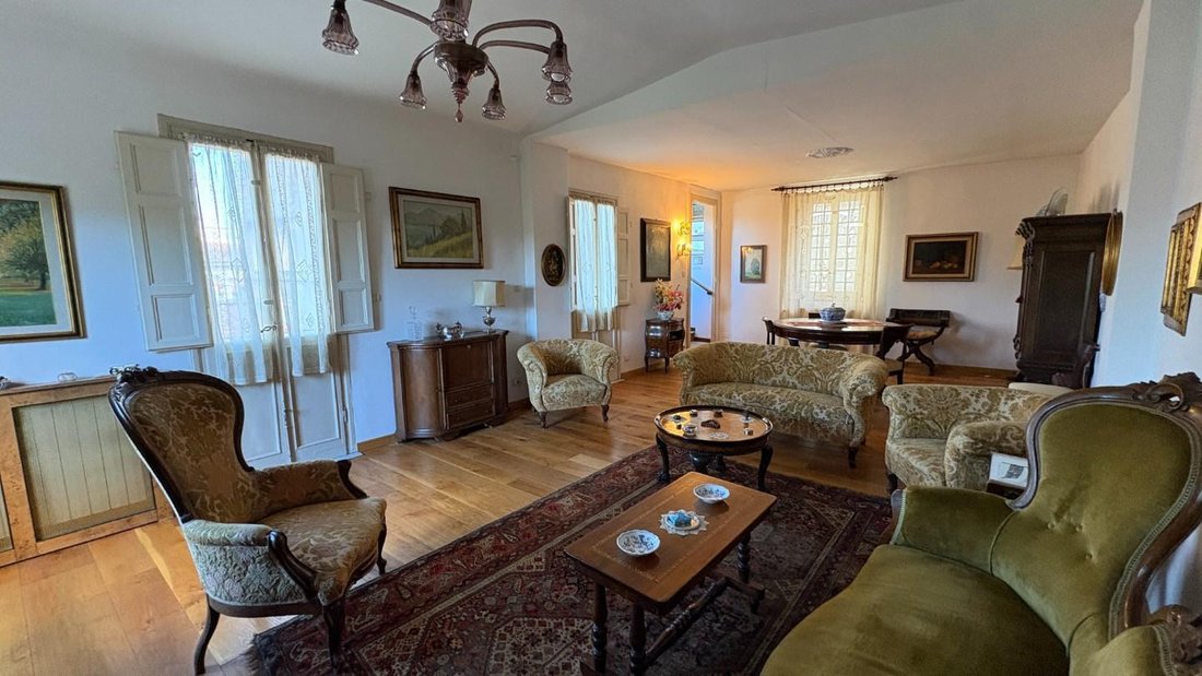 Penthouse in Historic Center, Lucca, Tuscany 1 - 17417325