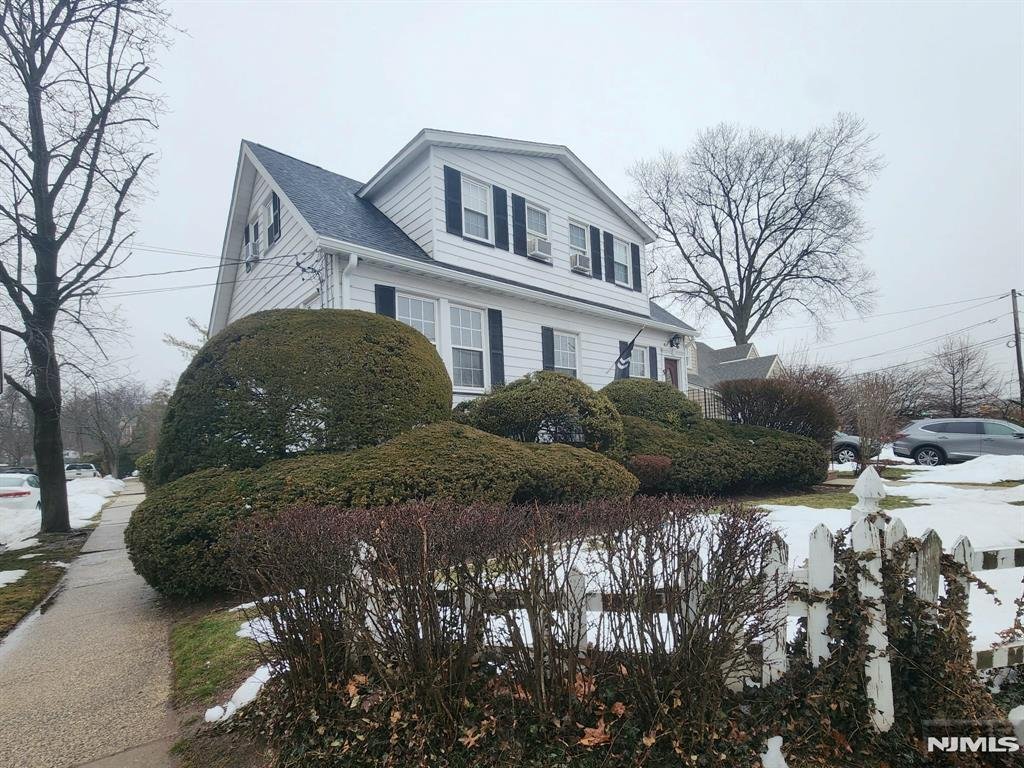 Apartment in Bloomfield, New Jersey, United States 2 - 17342817