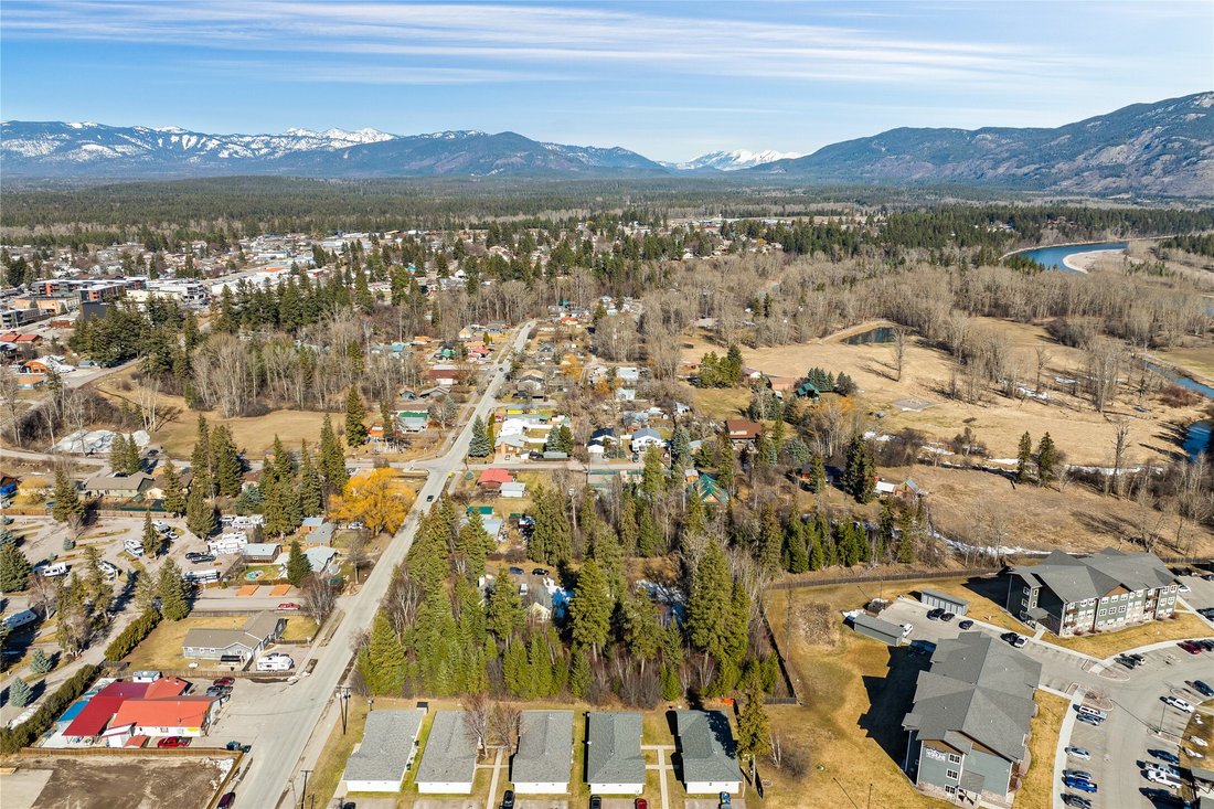 House in Columbia Falls, Montana, United States 2 - 17418691