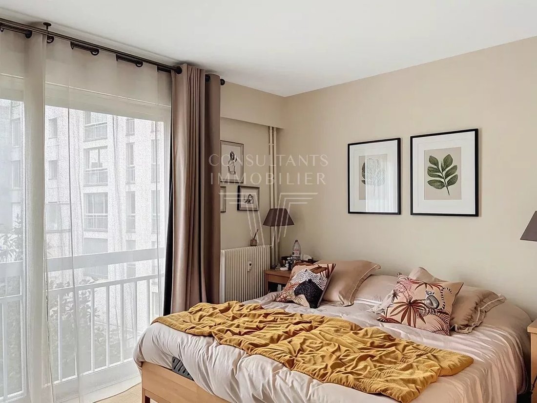 Apartment in Charles Laffitte, Neuilly-sur-Seine, France 5 - 17409694
