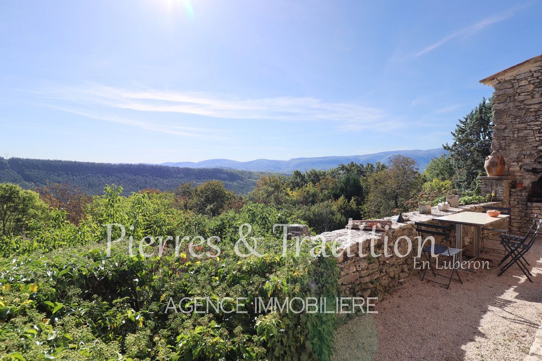 Estate in Viens, Provence-Alpes-Côte d'Azur, France 3 - 17412259