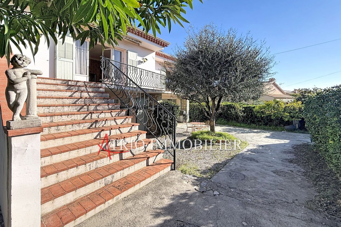 Villa in Collettes Bréguières-Sud, Cagnes-sur-Mer, France 3 - 17379135