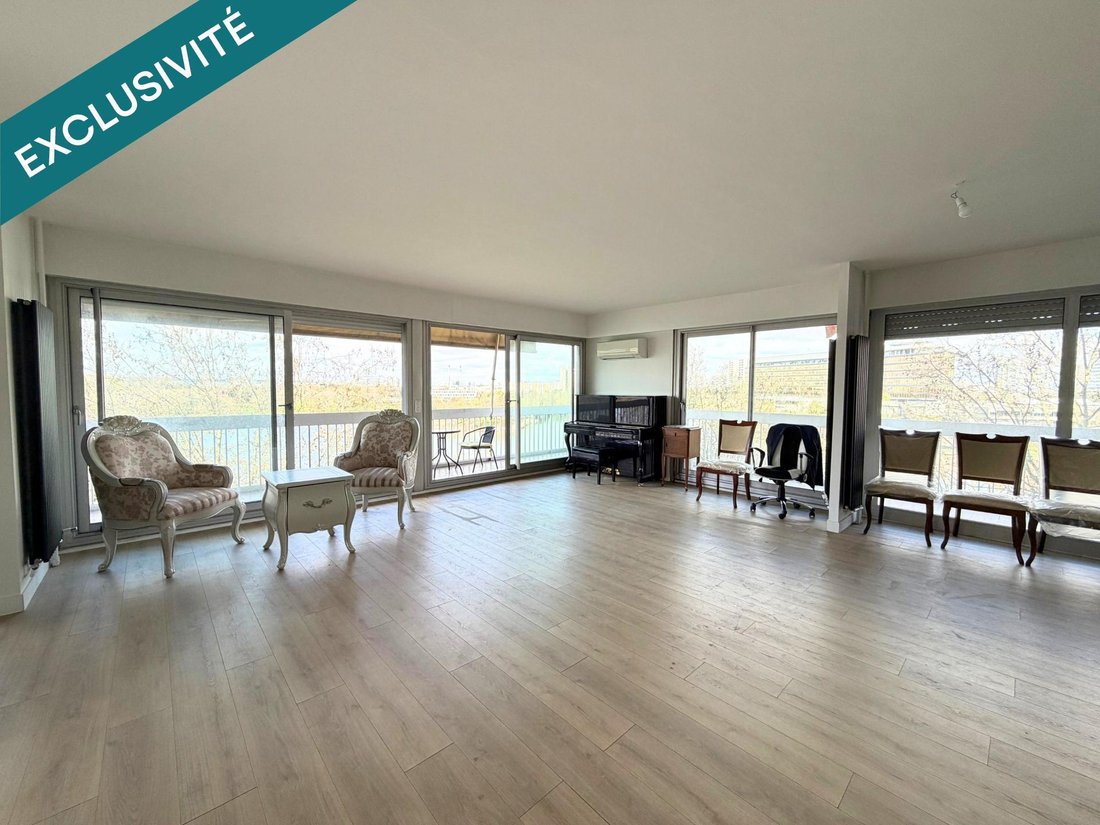 Apartment in Creteil, Ile-de-France, France 2 - 17409286