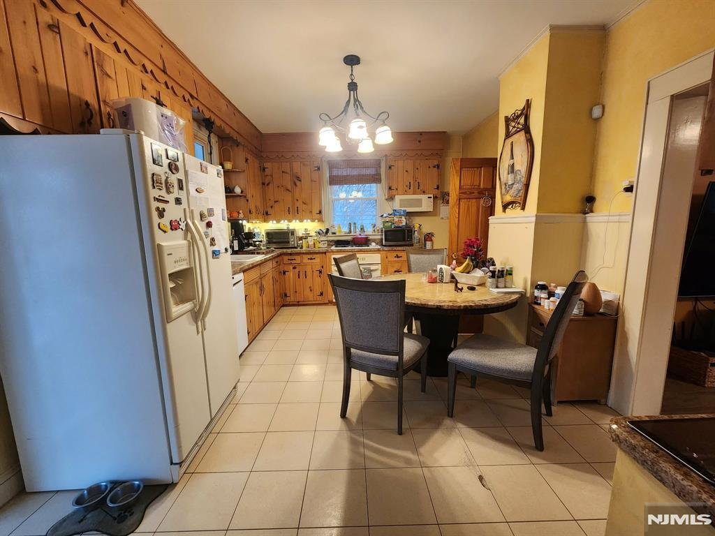 Apartment in Bloomfield, New Jersey, United States 4 - 17342817