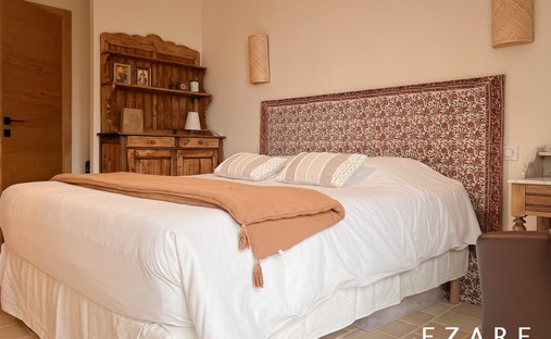 19th Century Château With 4,34 Hectare Wooded Park Swimming Pool Burgundy, Near Beaune