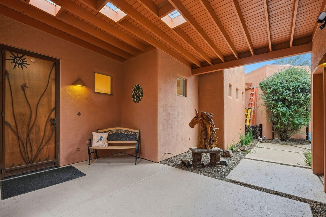 Tucson, Arizona, United States 5 - 17412609