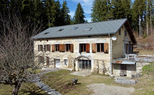 House in Rencurel, Auvergne-Rhône-Alpes, France 1