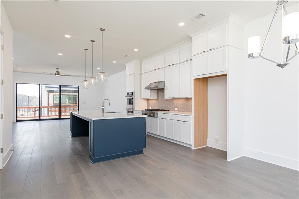 Townhouse in Alpharetta, Georgia, United States 3 - 17415726