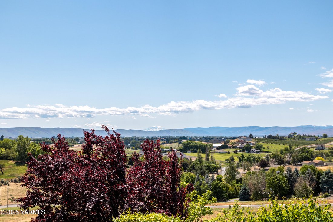 House in Yakima, Washington, United States 4 - 17412727