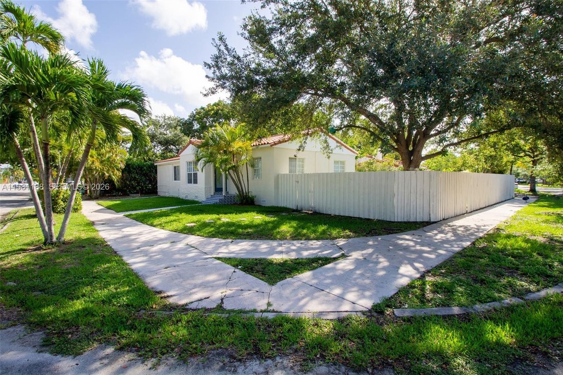 House in Miami, Florida, United States 1 - 17417335