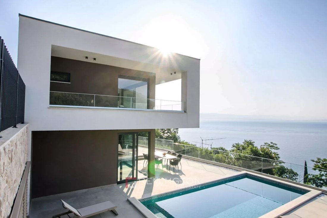 Villa in Grad Opatija, Primorje-Gorski Kotar County, Croatia 3 - 16549389