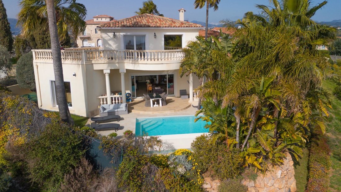 Villa in Fabron, Nice, France 1 - 17408679